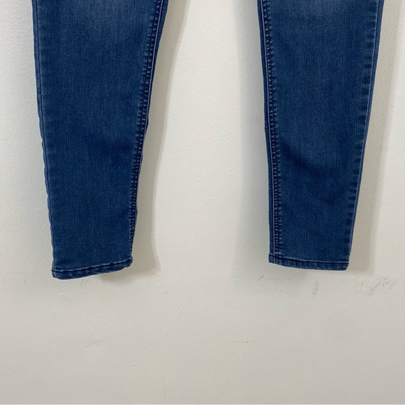 Democracy Womens Ab Technology Jeans Size 4 Medium Wash Skinny Mid Rise - Picture 2 of 8